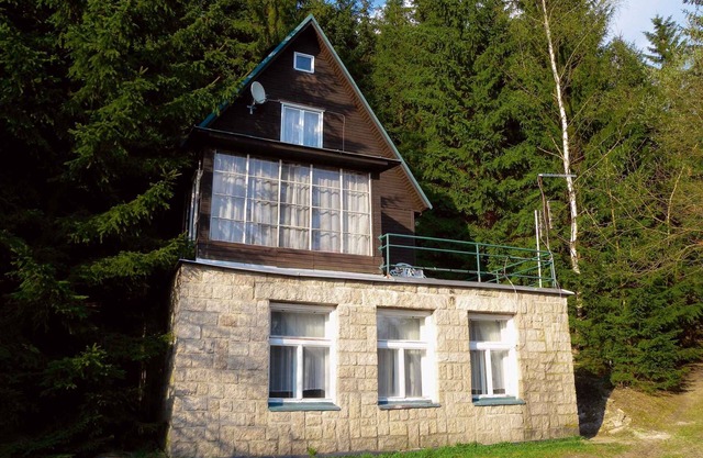 Casa vacacional en el bosque con veranda