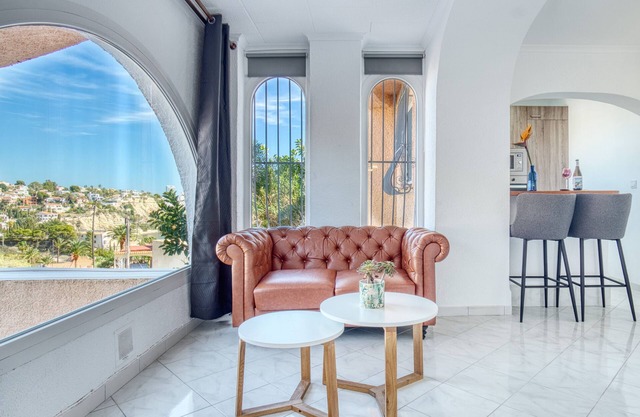Casa de vacaciones 'Brandy' con vistas al mar, Wi-Fi y aire acondicionado