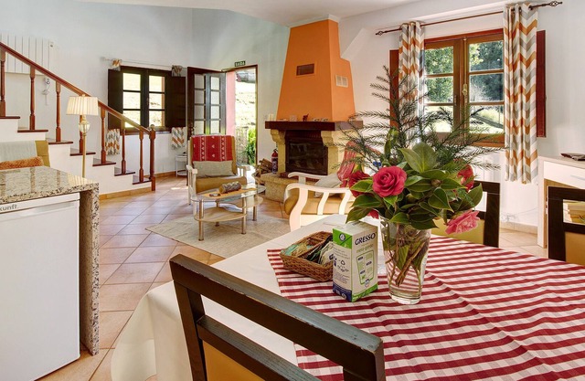 Casa de vacaciones "Casa Amor Perfeito" con vistas a la montaña, jardín y Wi-Fi