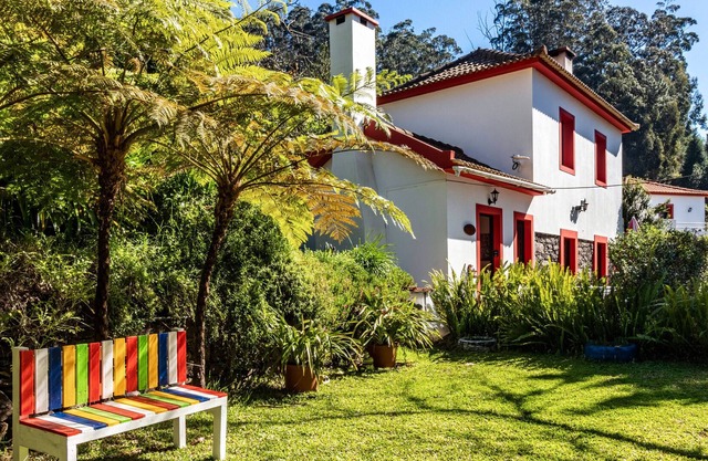 Casa de vacaciones "Casa Pinheiro" con vistas a la montaña, jardín y Wi-Fi