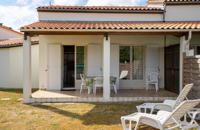 Casa de vacaciones 'Grande Maison Les Mouettes' con terraza privada y jardín privado