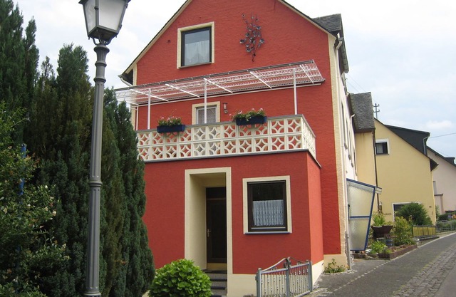 Casa de vacaciones en Bremm cerca de los viñedos