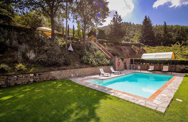 Casa en Cortona con Piscina y Jardín