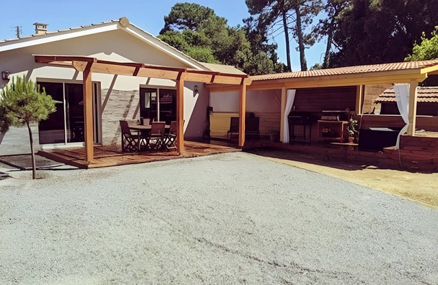 Casa de vacaciones 'La Cigale Et La Fourmi' con piscina privada, terraza privada y Wi-Fi