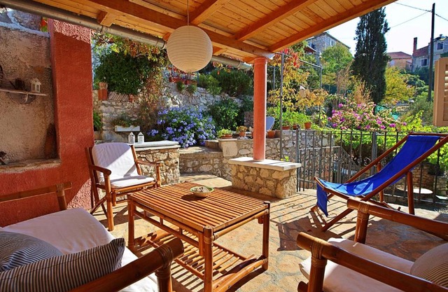 Holiday Home Mirna by Interhome