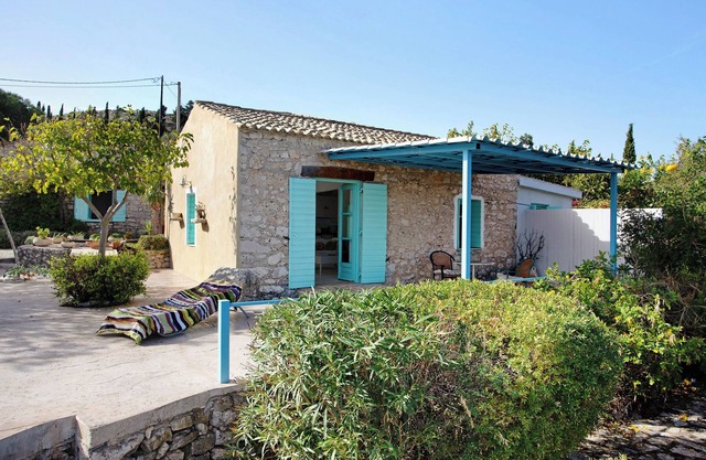 Casa de vacaciones 'Sira Stonehouse L' con vistas al mar, Wi-Fi y aire acondicionado