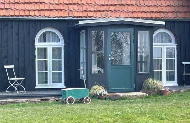 Casa de vacaciones 'Sommerhaus Julin' con terraza compartida, jardín compartido y Wi-Fi
