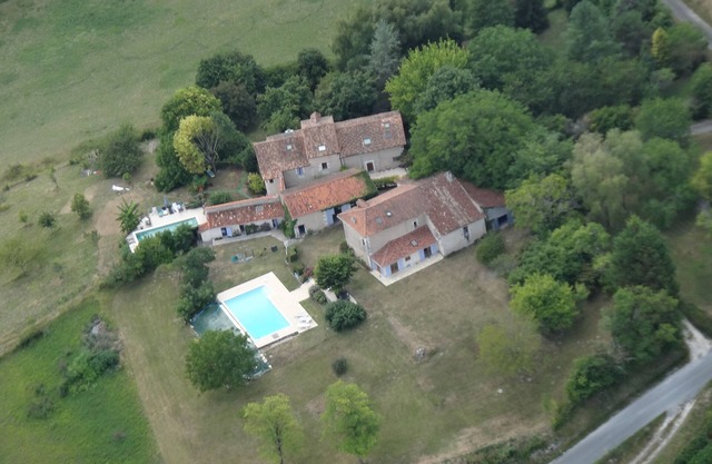 Villa Espérance – Casa familiar con piscina y vistas al campo del Périgord