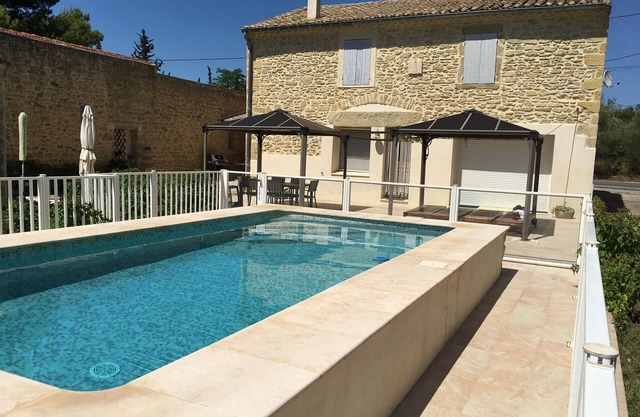 Casa de vacaciones con piscina privada vallada