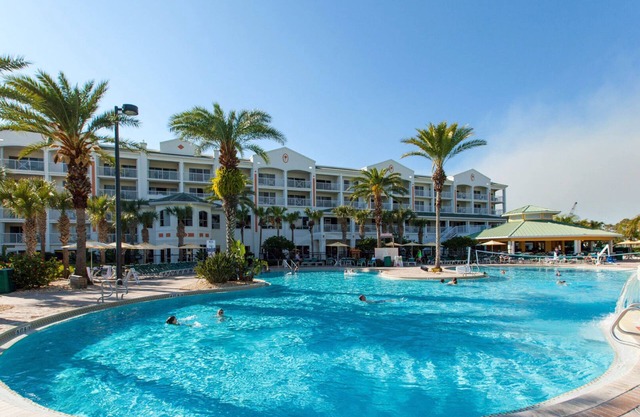 Villa de dos dormitorios en el Holiday Inn Cape Canaveral Beach Resort. Más de 500 comentarios!