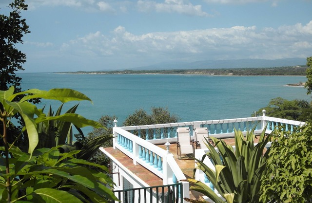 Estudio de vacaciones con vistas al mar