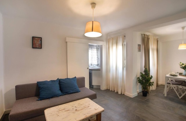 Holidays2Malaga Alta en centro renovado con WIFI
