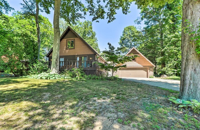 Holland Home w/ Fire Pit - Walk to Lake!