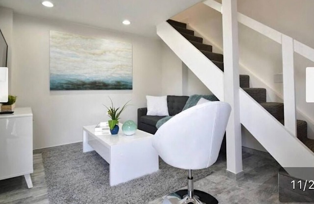 Hollywood Boutique Loft