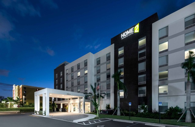 Home2 Suites by Hilton Ft. Lauderdale Airport-Cruise Port