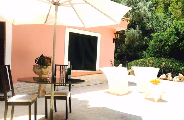 Homerez - Apartamento para 2 pers. con piscina compartida y jardín en Pollença