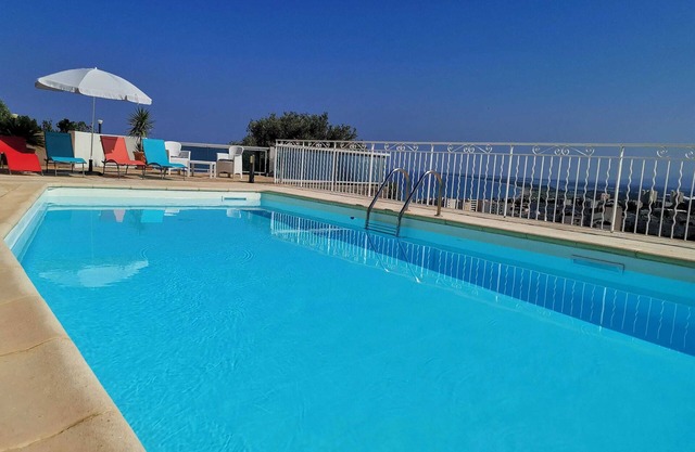 Homerez - Apartamento en Bastia, vista al mar.