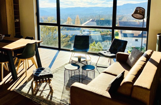 Homerez - Apartamento a 15 km de las pistas para 8 pers. en Coteaux du Lizon