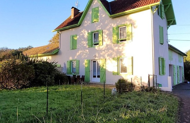 Homerez - Grande casa para 10 pers. con jardín en Saubrigues