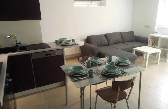 Homerez - Apartamento confortable en Waterloo con jacuzzi - 78m²