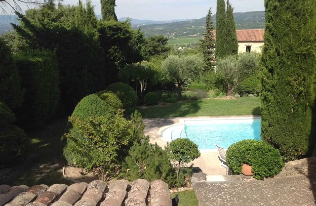 Homerez - Villa familiar con piscina privada en Lacoste – 250 m²