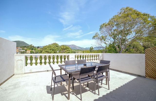 Homerez - Casa en Ajaccio con vistas a montañas