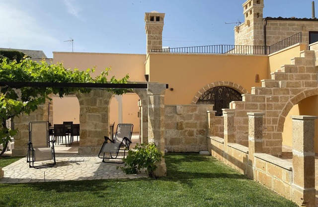 Homerez - Casa en Surano - Chimenea, Jardín