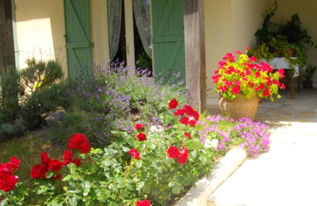 Homerez - Apartamento para 4 pers. con piscina y jardín en Montpezat-de-Quercy
