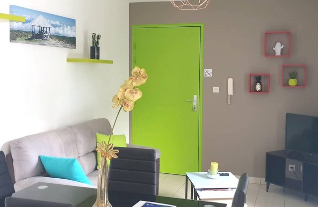 Homerez - Apartamento a 1 km de la playa para 2 pers. con balcón en Sainte-Marie
