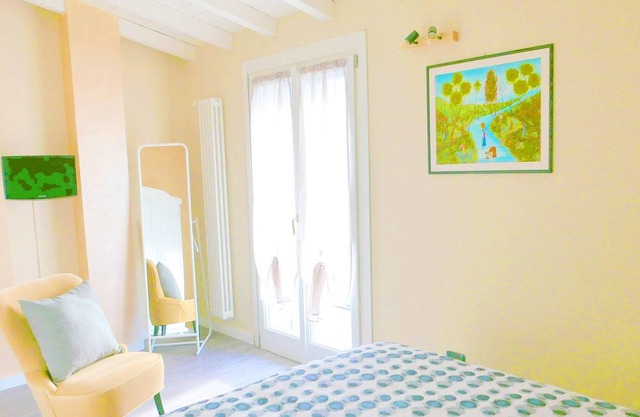 Homerez - Bonito apartamento para 4 pers. con balcón en Milano