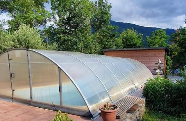 Homerez - Chalet a la montaña para 4 pers. con piscina compartida y terraza