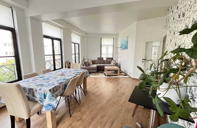 Homerez - Apartamento Pentágono, Bruselas