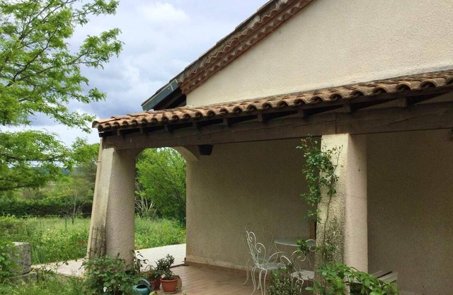 Homerez - Espaciosa casa para 5 pers. con jardín y terraza en Brissac