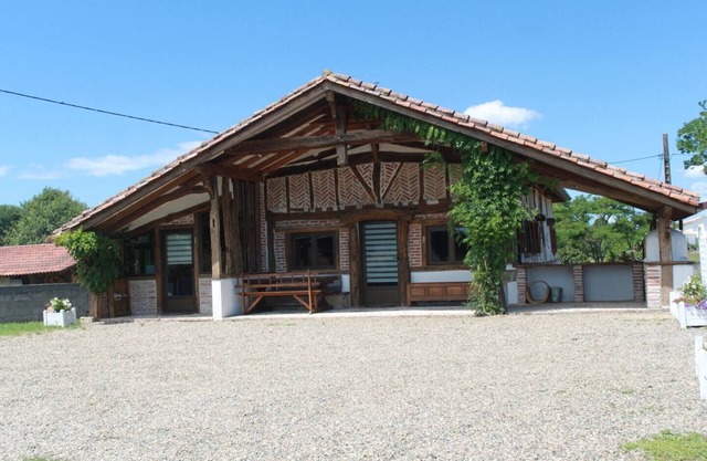 Homerez - Casa para 6 pers. con piscina compartida en Pontonx-sur-l'Adour