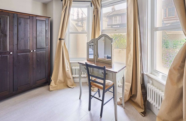 Host Stay Blatchington Road