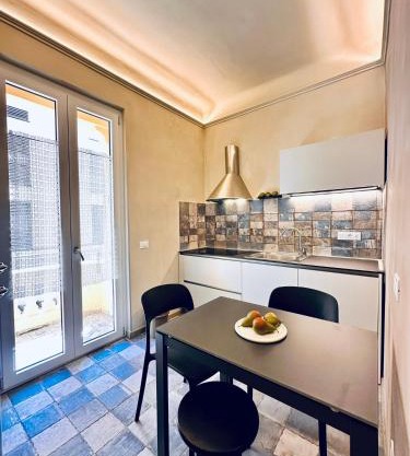 Hostdomus - Smeraldo Suite - Seafront apartment - BIKE ROOM