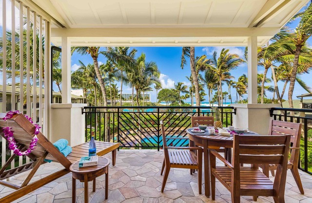 Hot Deal! Turtle Bay Villas 311 by Gather: Beachfront w/ Shared Pool, Spa, AC