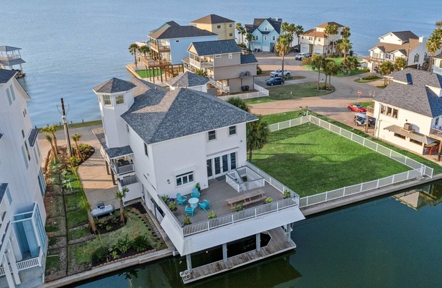 Hot Tub | Bayfront Views | Private Dock