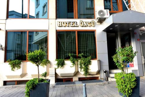 Hotel Öncü