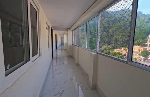 Hotel Aastha Height