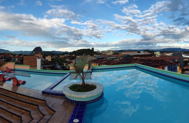 HOTEL ALTO VERDE