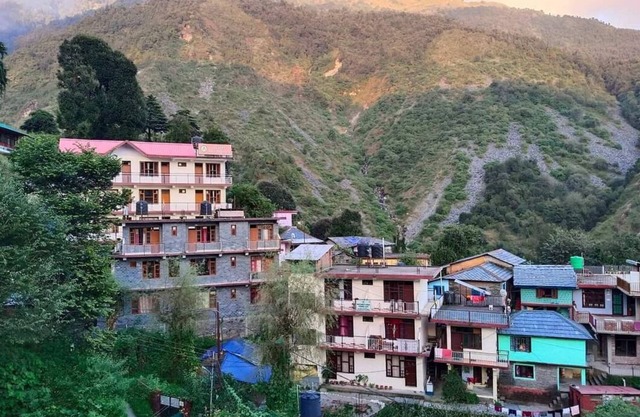 Hotel Anuj Regency