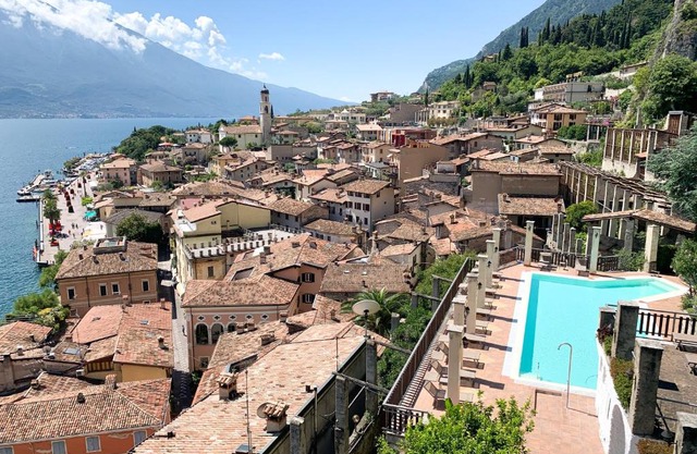 Hotel Castell - Montagnoli Group