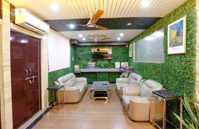 Hotel Infinity Near Delhi Airport