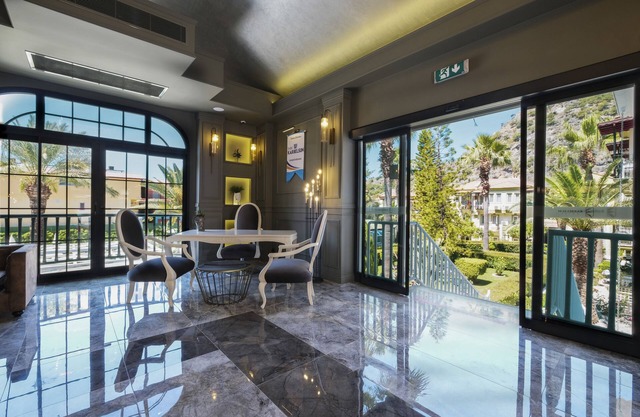 Hotel Karbelsun