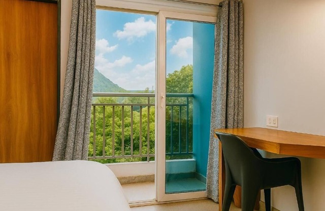 HOTEL KARDHAR INN