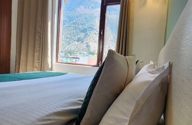 Hotel Mahadev