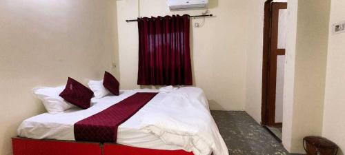 HOTEL O REEYH INN