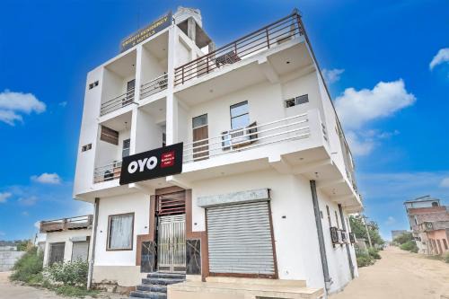 Hotel O Vrishti Residency