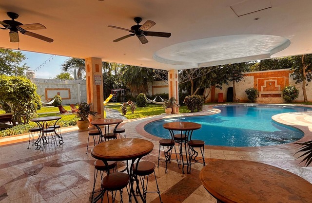 Hotel Palacio Maya